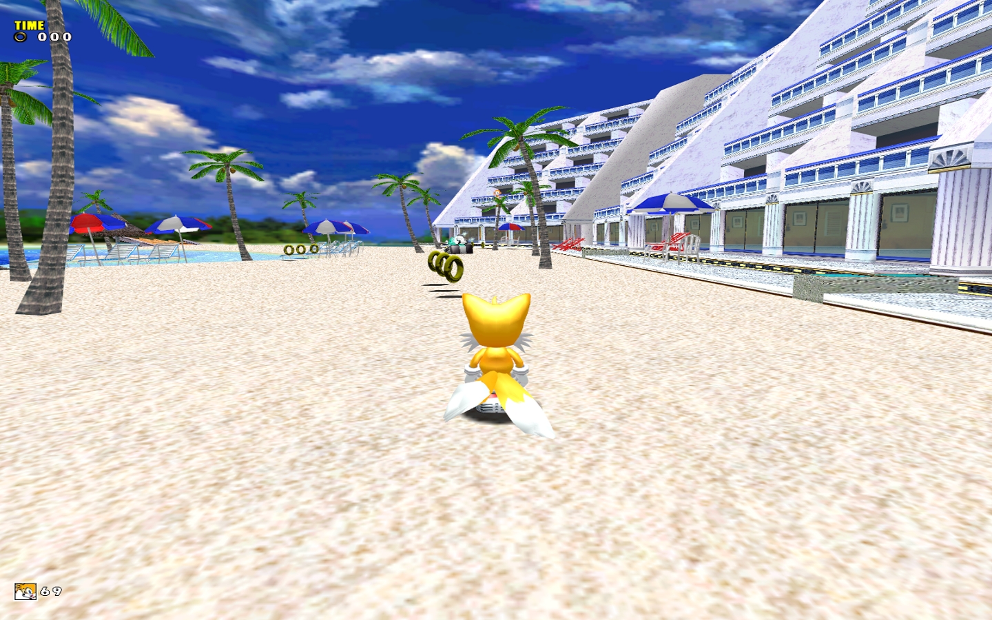 Tails on Emerald Beach2.jpg